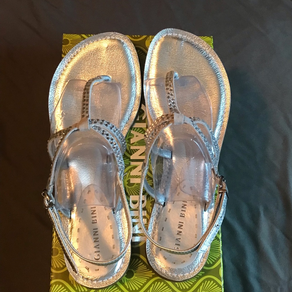 Gianni Bini Silver Christa Sandals Size 8